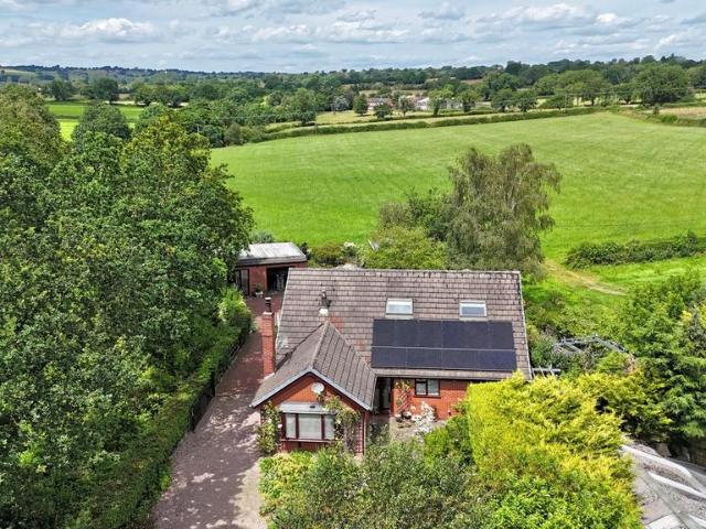 4 bedroom detached bungalow for sale