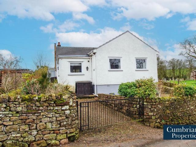 4 bedroom detached bungalow for sale