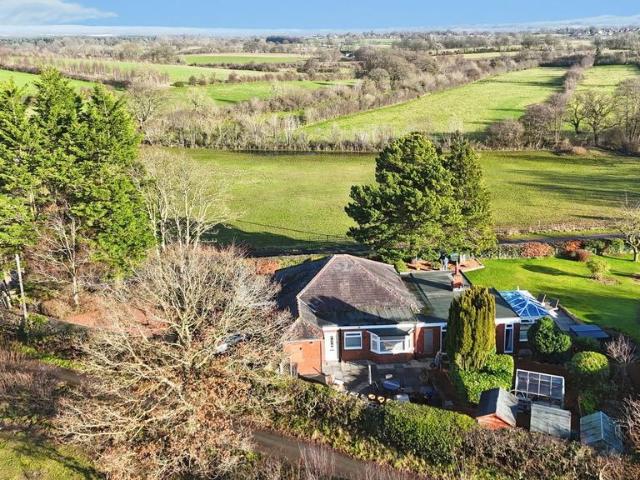 4 bedroom detached bungalow for sale