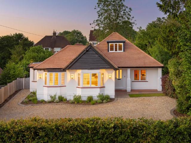 4 bedroom detached bungalow for sale