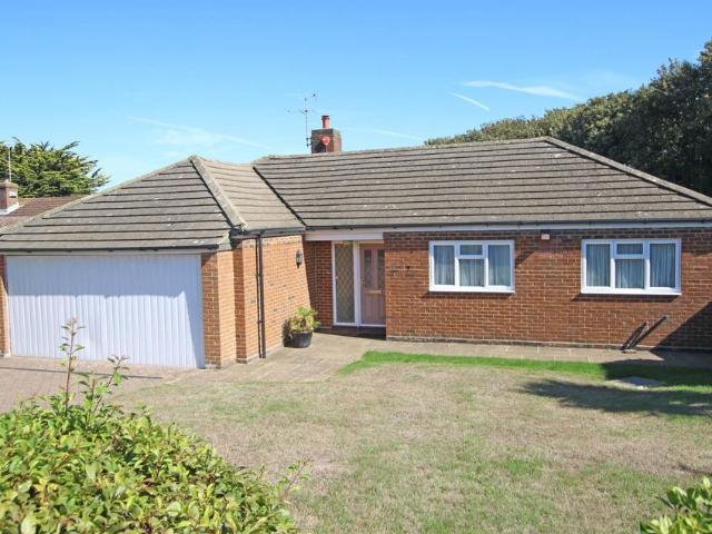 4 bedroom detached bungalow for sale