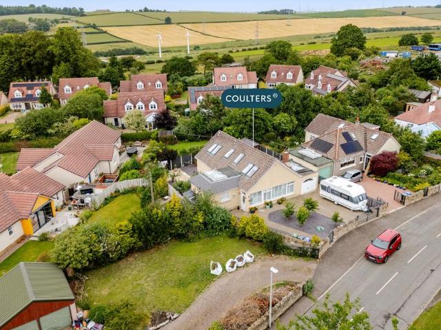 4 bedroom detached bungalow for sale