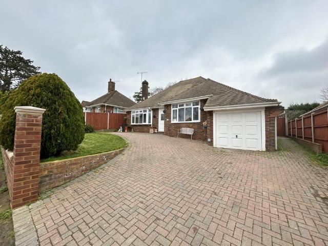 4 bedroom detached bungalow for sale