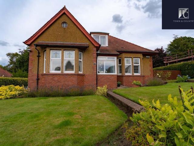 4 bedroom detached bungalow for sale