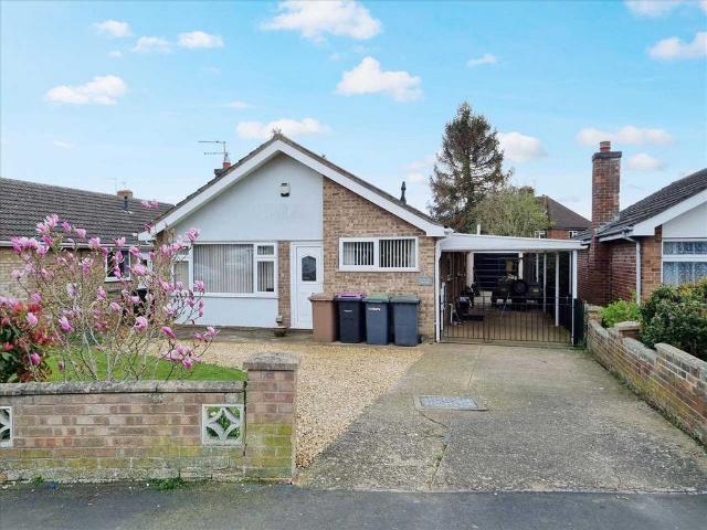 4 bedroom detached bungalow for sale