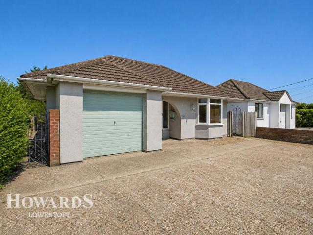 4 bedroom detached bungalow for sale