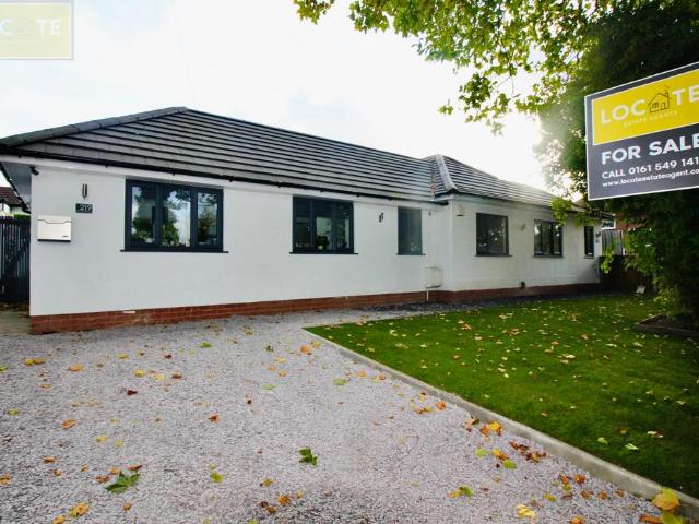 4 bedroom detached bungalow for sale