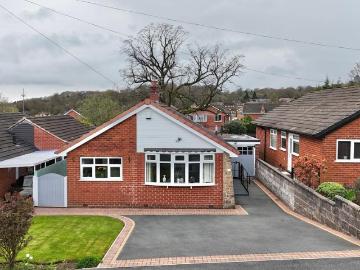 4 bedroom detached bungalow for sale