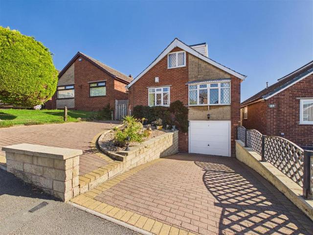 4 bedroom detached bungalow for sale