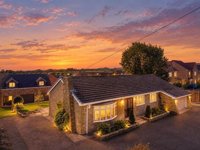 4 bedroom detached bungalow for sale