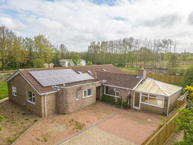 4 Bedroom Detached Bungalow For Sale In Wisbech, Cambs