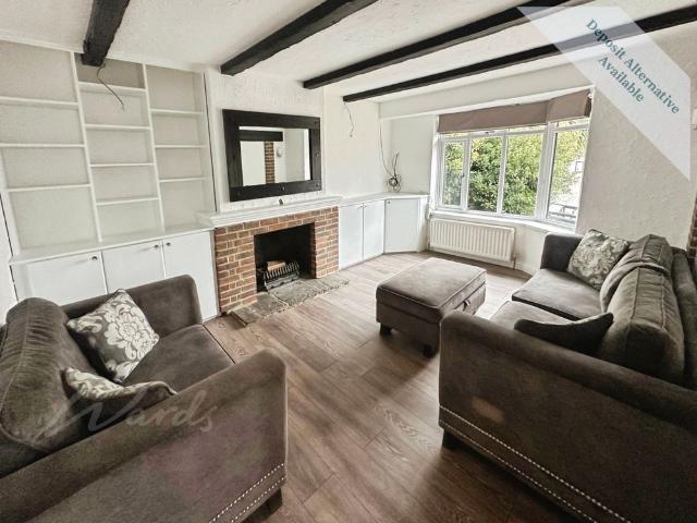 4 bedroom detached bungalow to rent