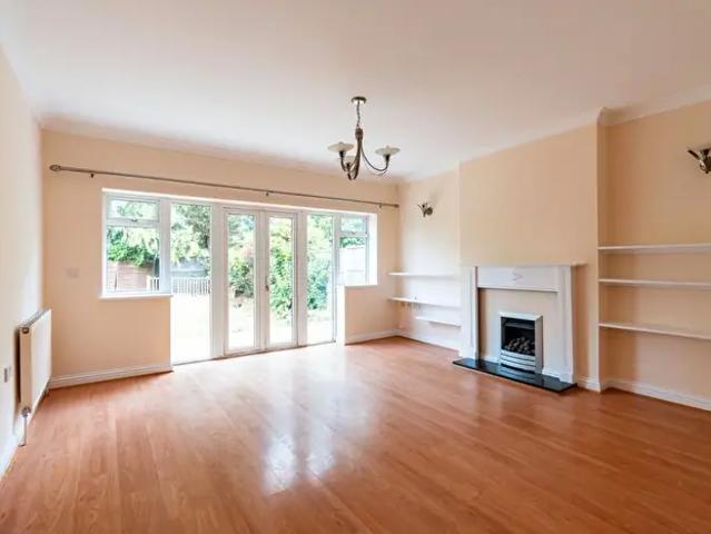 4 Bedroom Detached Bungalow To Rent In Radley Road, Abingdon, OX14