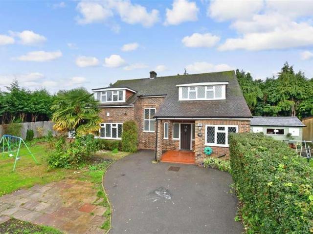 4 Bedroom Detached House