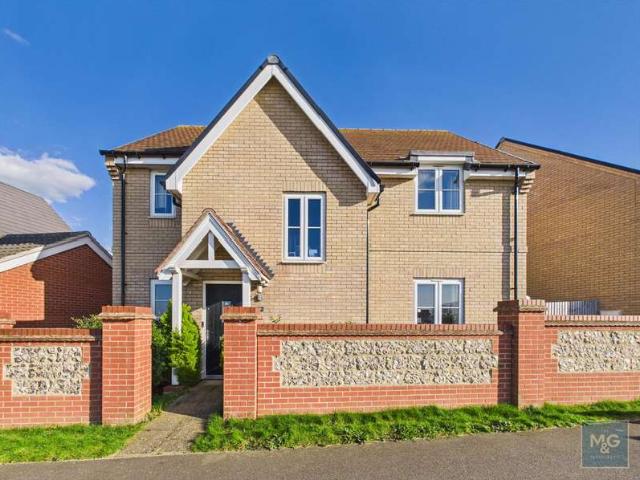4 Bedroom Detached House