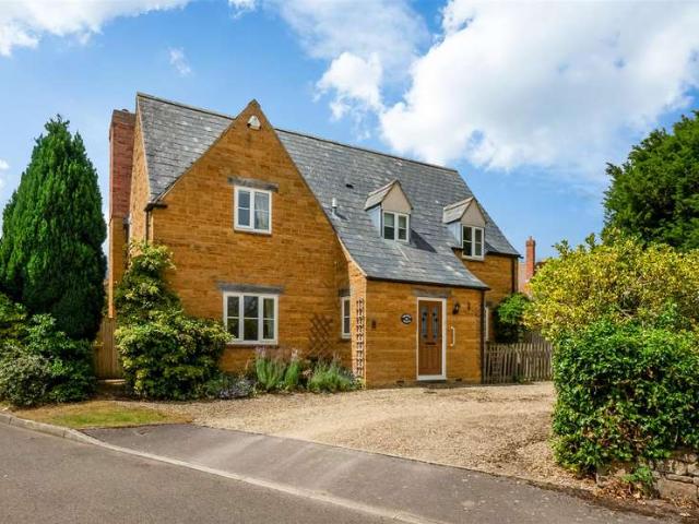 4 Bedroom Detached House
