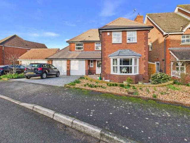 4 Bedroom Detached House