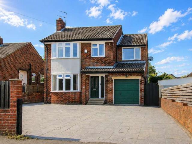 4 Bedroom Detached House