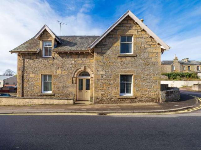 3 Bedroom Detached House