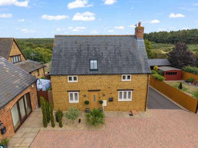 4 Bedroom Detached House
