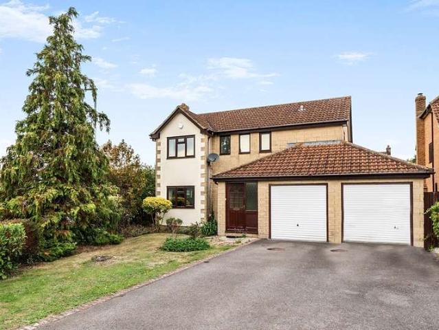 4 Bedroom Detached House