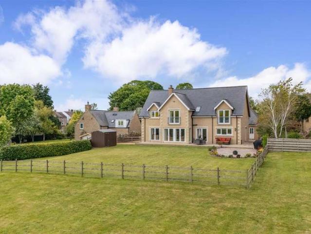 4 Bedroom Detached House