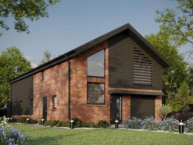 4 Bedroom Detached House