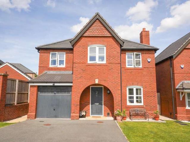 4 Bedroom Detached House