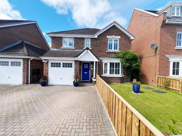 4 Bedroom Detached House