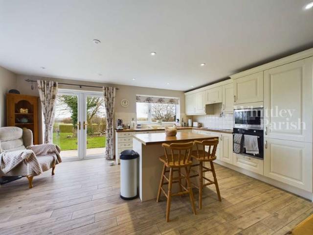 4 Bedroom Detached House