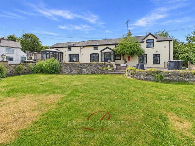4 Bedroom Detached House