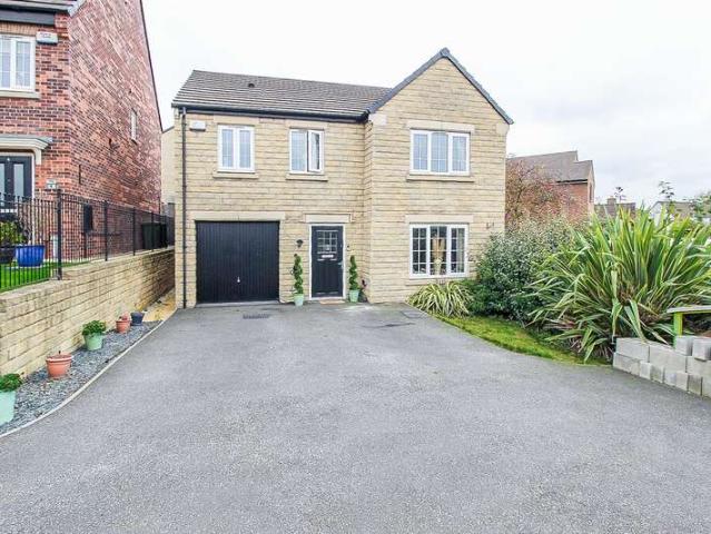 4 Bedroom Detached House