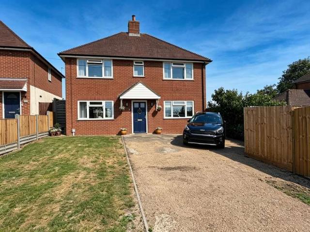 4 Bedroom Detached House
