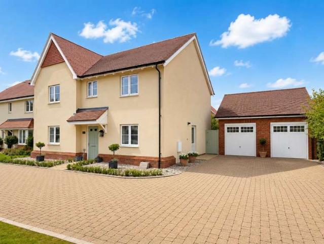 4 Bedroom Detached House