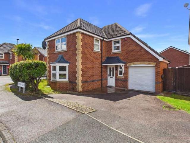 4 Bedroom Detached House