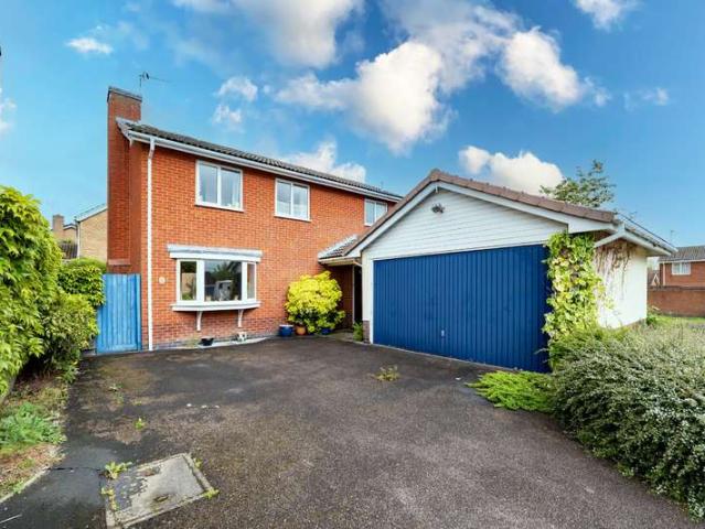 4 Bedroom Detached House