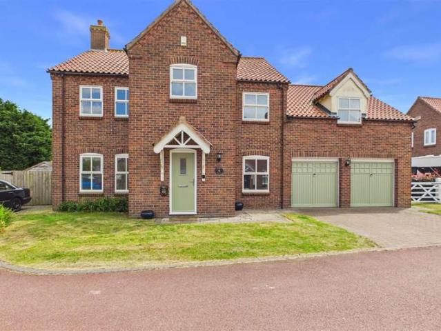 4 Bedroom Detached House