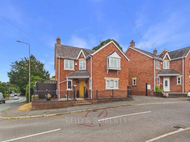4 Bedroom Detached House