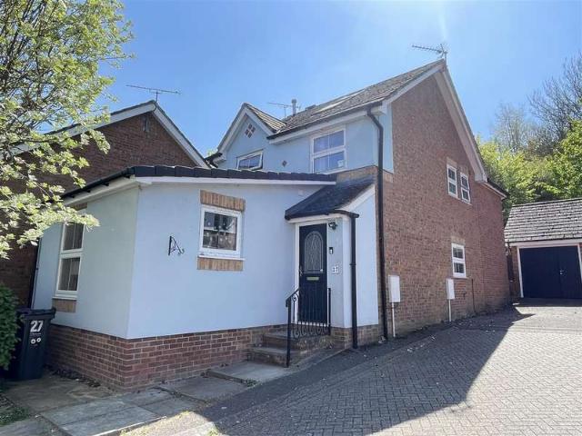 4 Bedroom Detached House