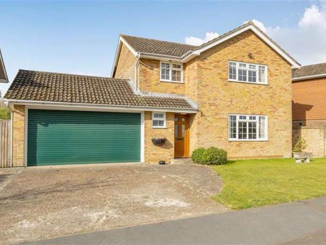 4 Bedroom Detached House