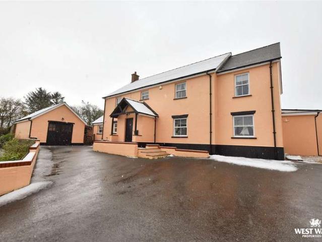 4 Bedroom Detached House