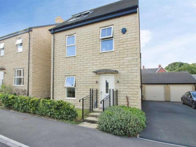 4 Bedroom Detached House