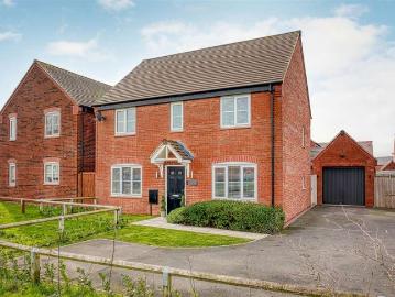 4 Bedroom Detached House