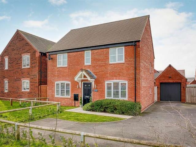 4 Bedroom Detached House