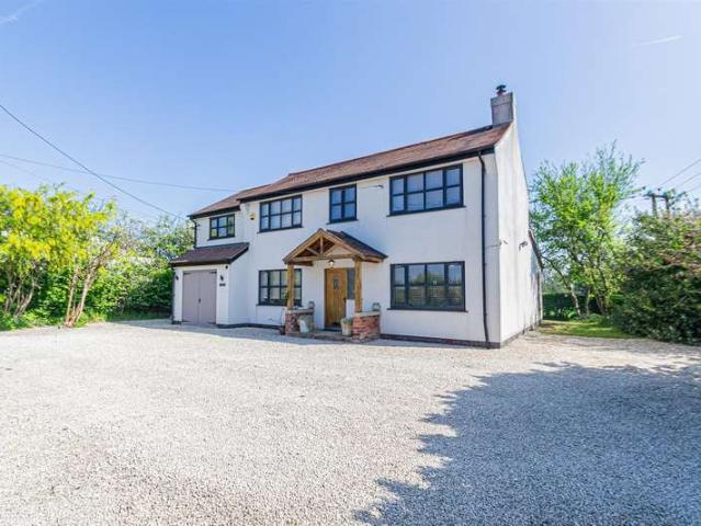 4 Bedroom Detached House