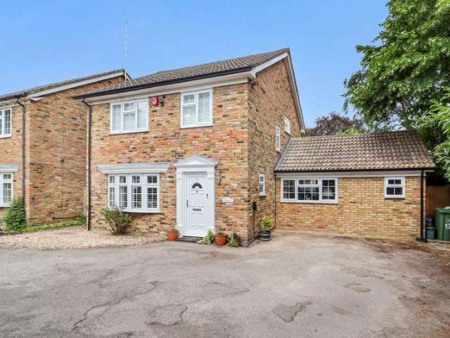 4 Bedroom Detached House