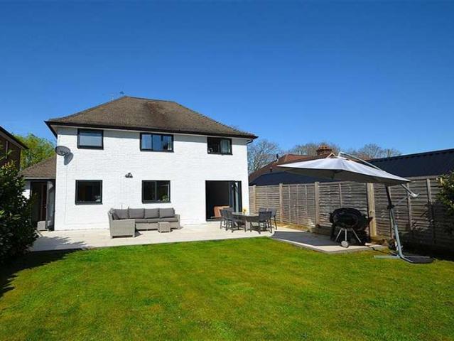 4 Bedroom Detached House