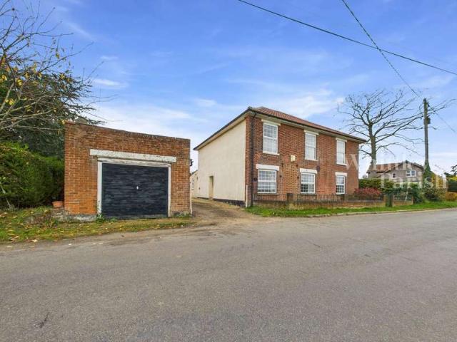 4 Bedroom Detached House