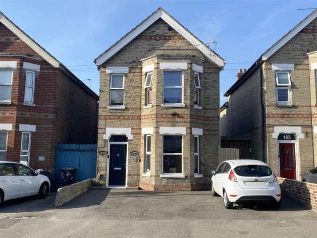 4 Bedroom Detached House