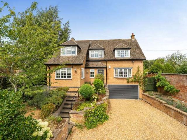 4 Bedroom Detached House
